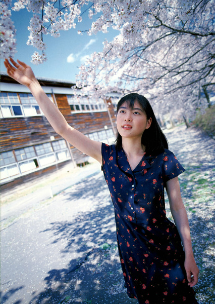 Juri Ueno (2004) Anime Adrift