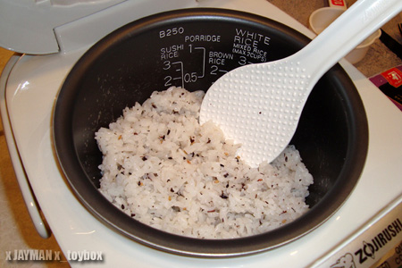 Zojirushi Rice Cooker, Shiso Seasoning, Onigiri Rice Balls