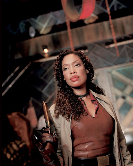 Gina Torres as Zoe Alleyne Washburne | Firefly (2002)